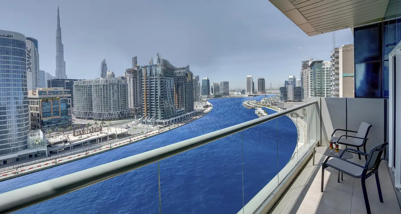 Apartment with Canal View-2